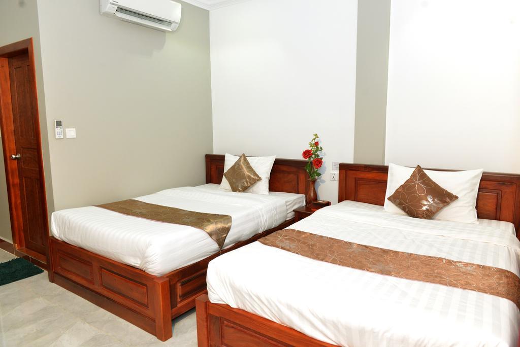 Happy​​ Family Guesthouse Kampot Exterior foto