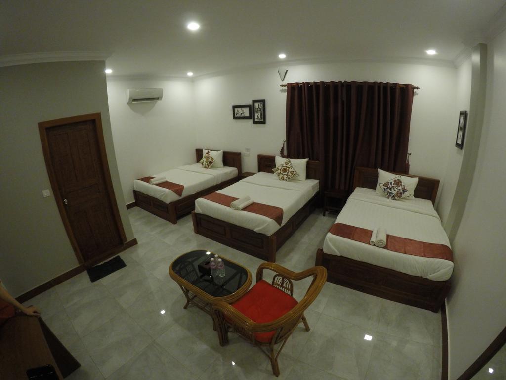 Happy​​ Family Guesthouse Kampot Exterior foto
