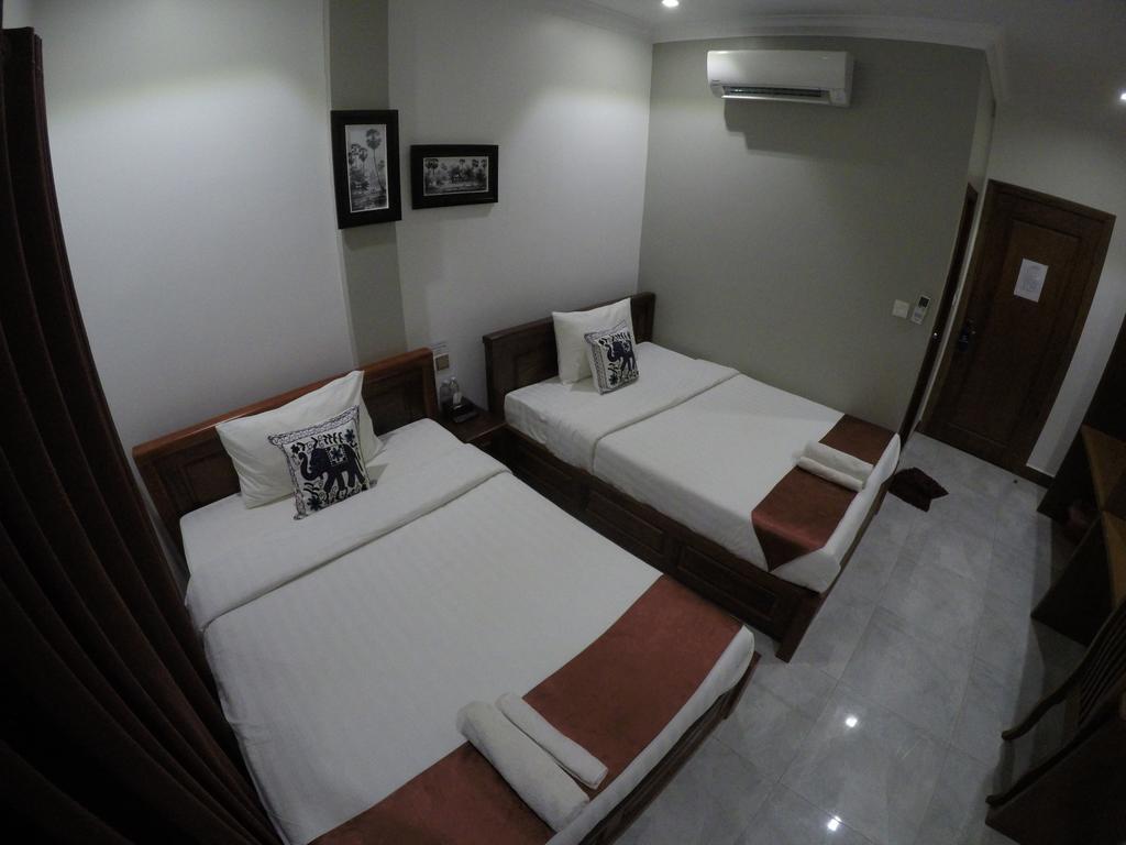 Happy​​ Family Guesthouse Kampot Exterior foto